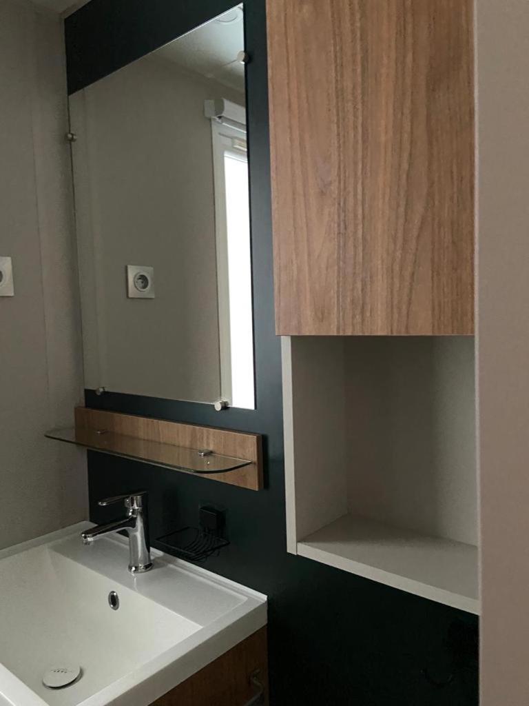 Mobil Home Aventura 6-8 Personnes Tout Confort Сен-Бревен-ле-Пен Екстер'єр фото